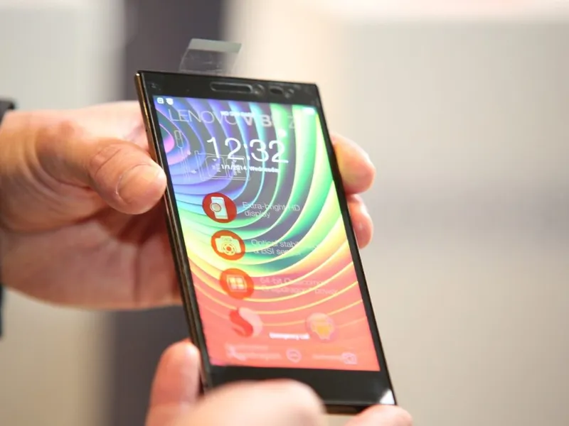 Lenovo Smartphone kaufen: Der große Ratgeber – Motorola, Edge, Razr & mehr