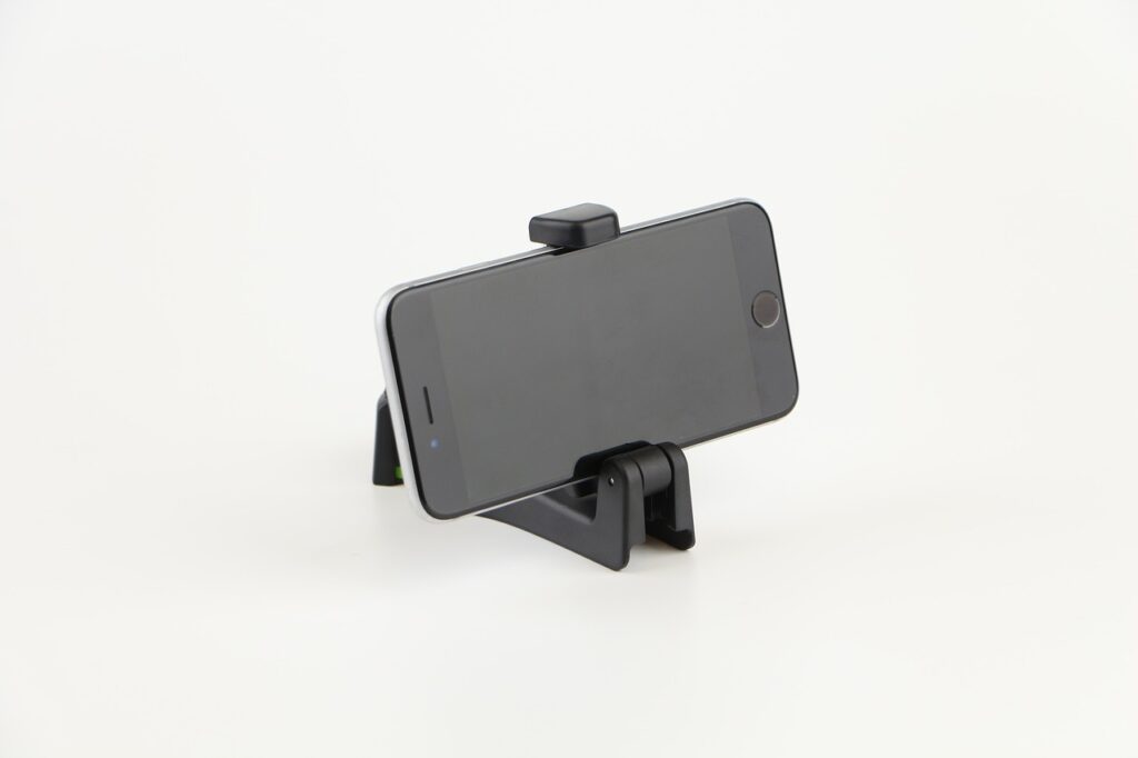 UGREEN KFZ Handyhalterung Auto Saugnapf Armaturenbrett 360° Autohalterung  Smartphone-Halterung